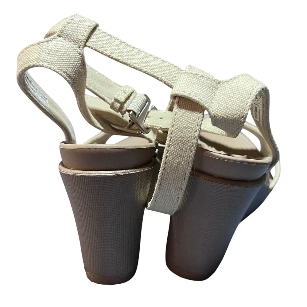 Crocs Leigh II Ankle Strap Wedge Sandals Oatmeal Mushroom Canvas Womens 5